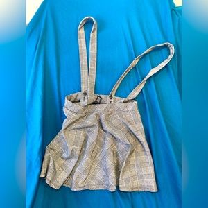 Girls ‘school girl’ style grey gingham pleated skirt with suspenders, 11/12